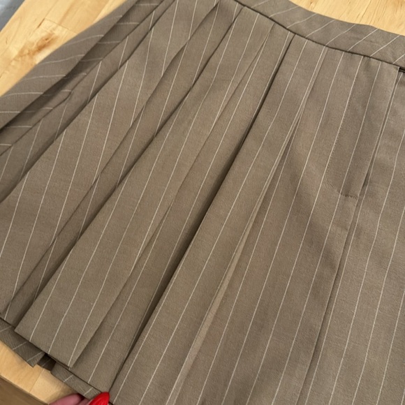 Zara Brown Pinstripe Mini Skirt - Picture 2 of 6